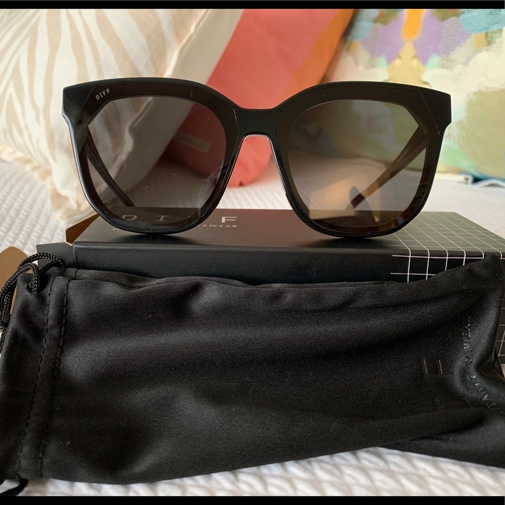 DIFF GIA SUNGLASSES